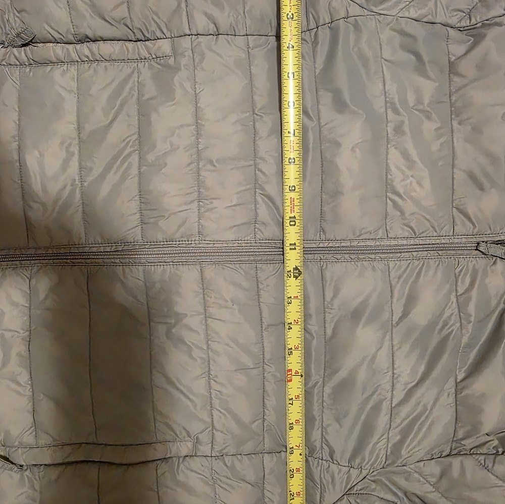 Amazon Essentials Gray Puffer Jacket with Quilted Design - Picture 4 of 5